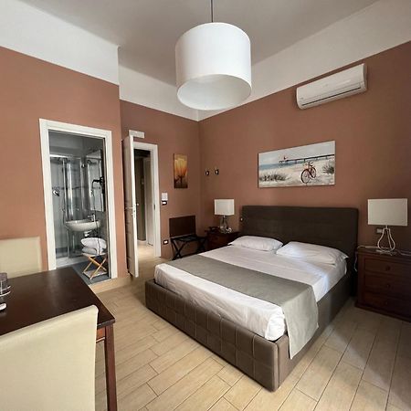 Bed and Breakfast Relais Ranieri Neapel Exterior foto