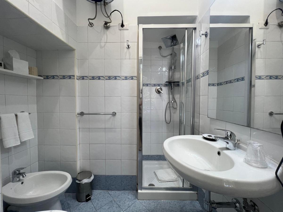 Bed and Breakfast Relais Ranieri Neapel Exterior foto